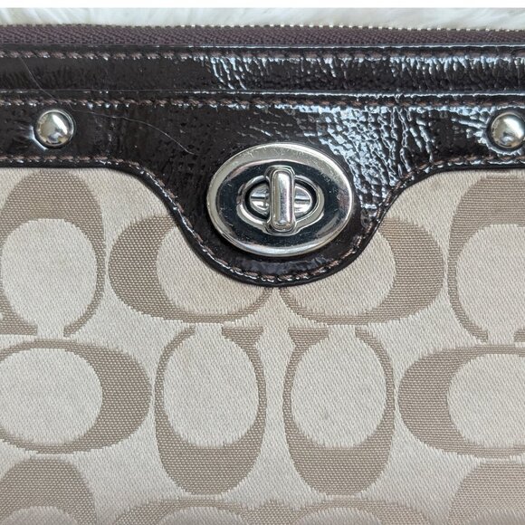 Coach, Signature Wristlet With Turnlock, Brown Canvas & Patent Leather Trim - Picture 3 of 12